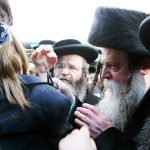 האדמו"ר מתולדות אברהם יצחק במנהג החאלאקה